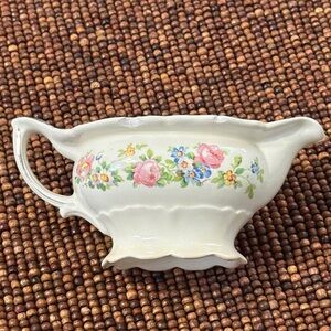 Antique 1933 Edwin M.Knowles China Company 
 gravy sauce boat. READ DESCRIPTION